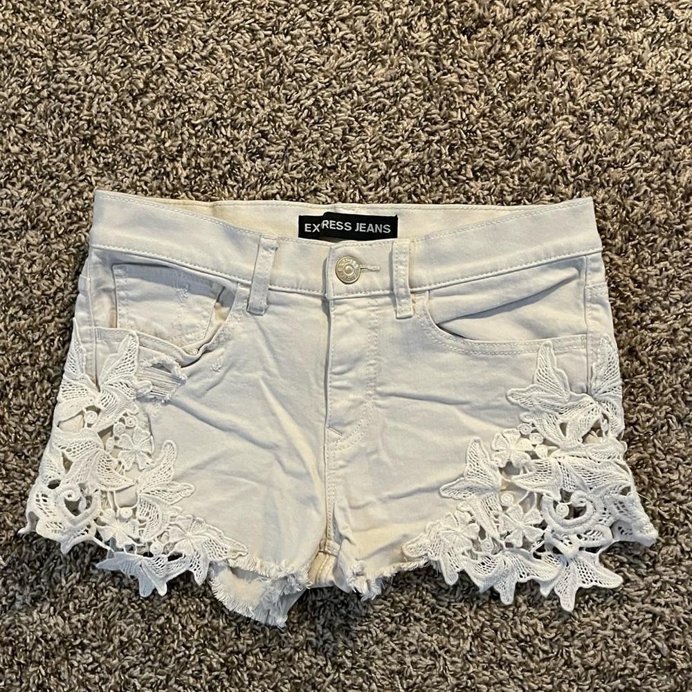 Express shorts - Picture 2 of 3